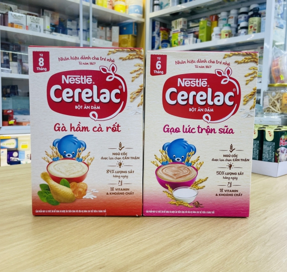Bột ăn dặm Nestlé Cerelac gà hầm cà rốt  - gạo lức trộn sữa hộp 200g (từ 8 tháng)